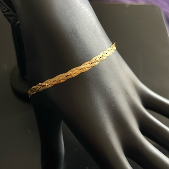 Classic Woven Gold Herringbone Tri-Strand Bracelet - Picture 6 of 16
